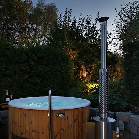 Exklusives Am Waldrand Mit Whirlpool Und Sauna בית נופש