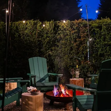 Exklusives Am Waldrand Mit Whirlpool Und Sauna